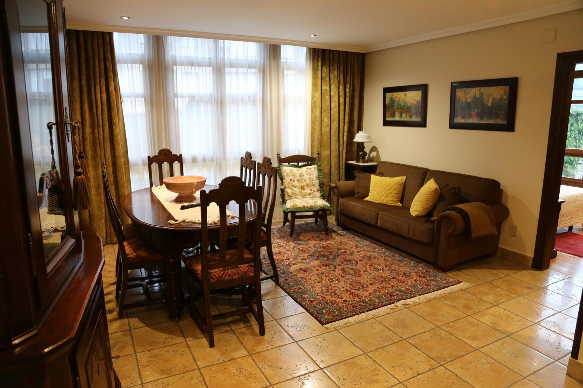 Apartamentos La Pontiga *** インフィエスト 部屋 写真
