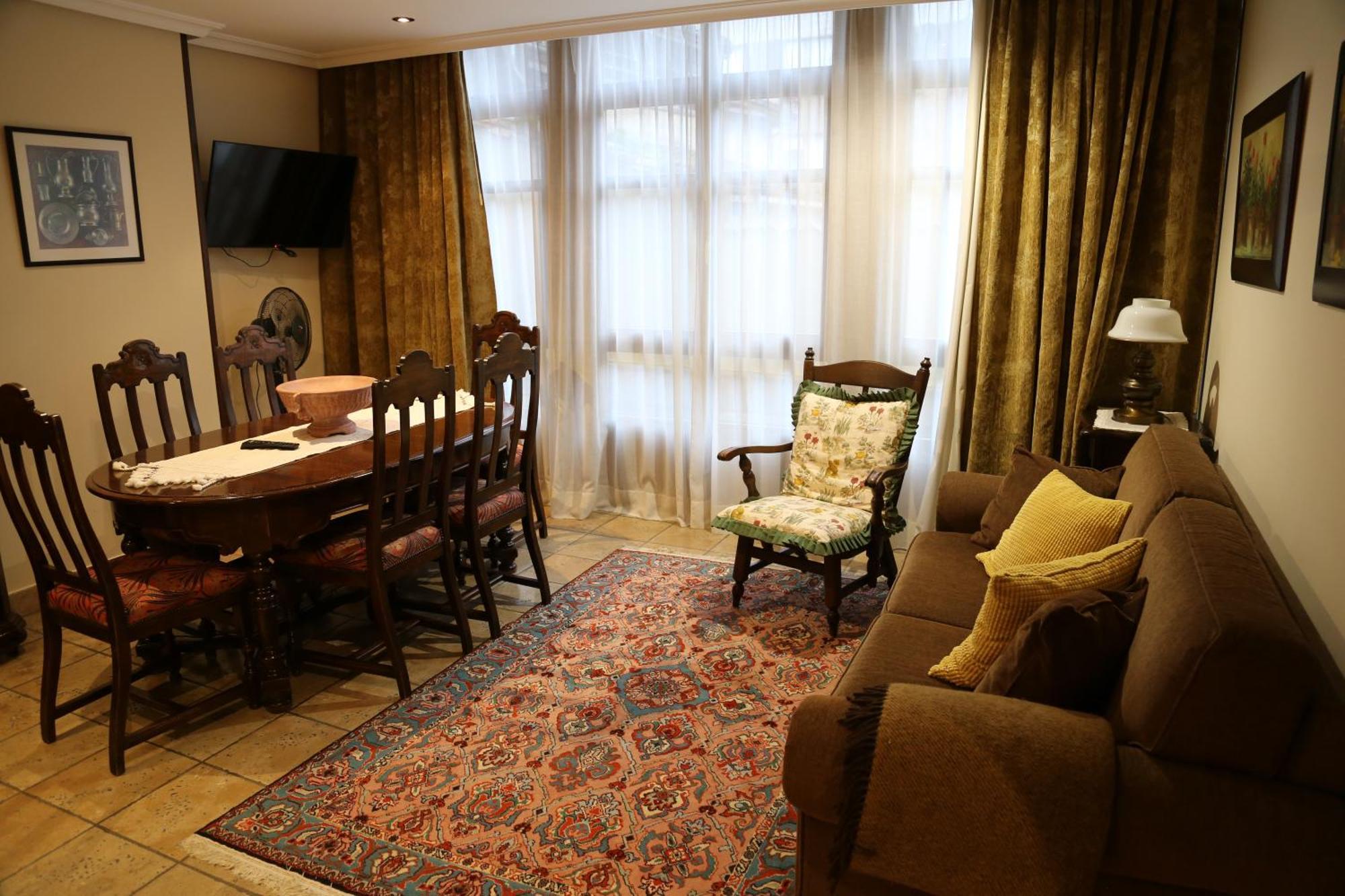 Apartamentos La Pontiga *** インフィエスト 部屋 写真