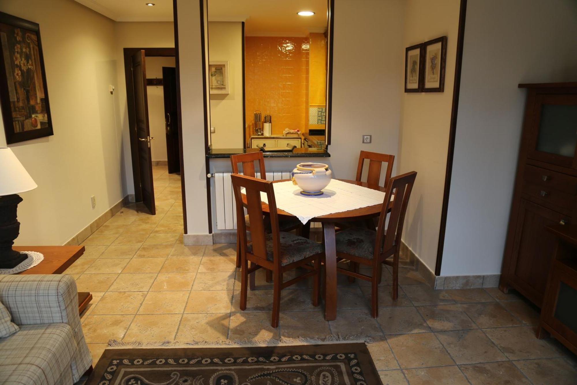 Apartamentos La Pontiga *** インフィエスト 部屋 写真