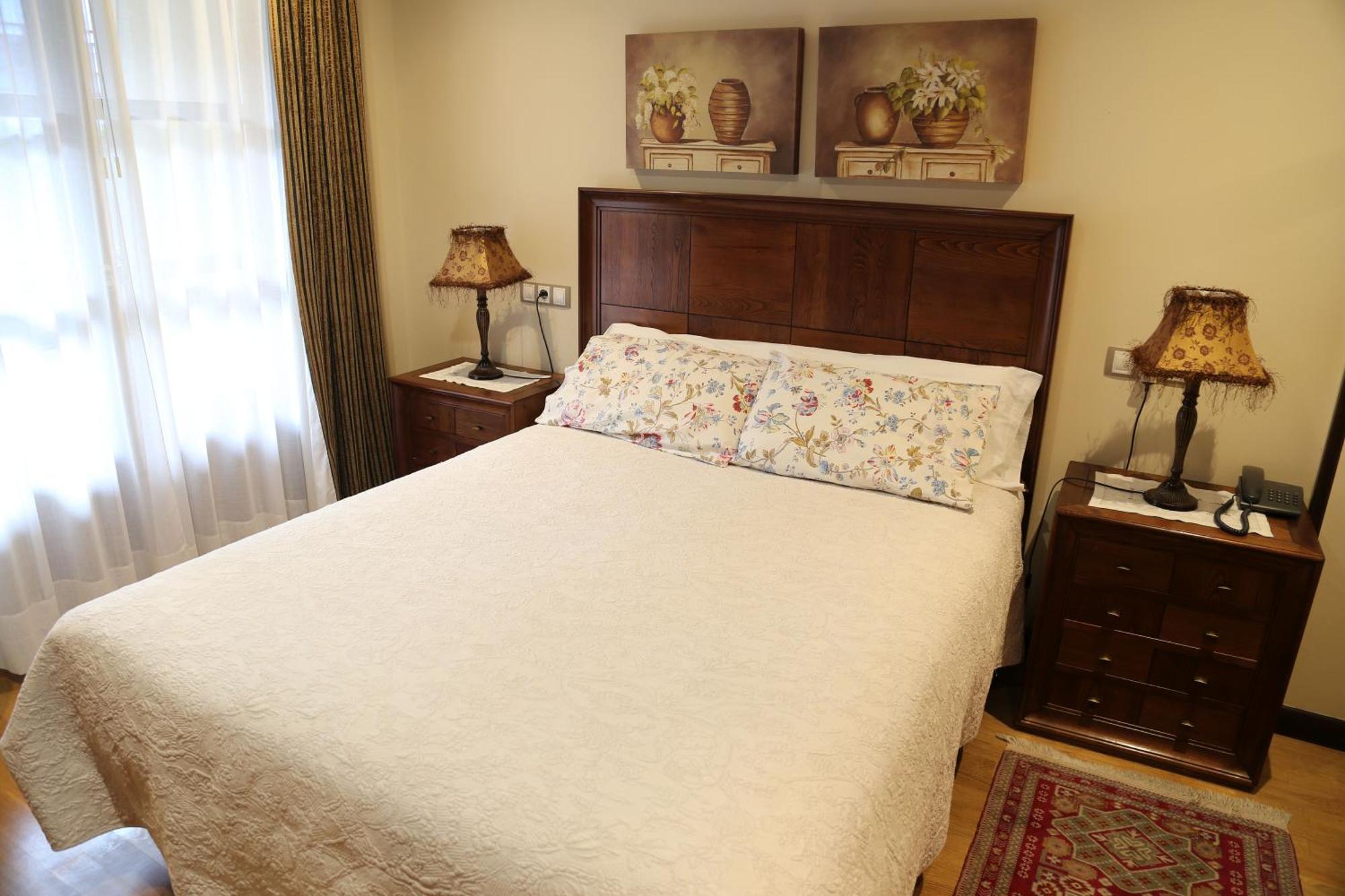 Apartamentos La Pontiga *** インフィエスト 部屋 写真