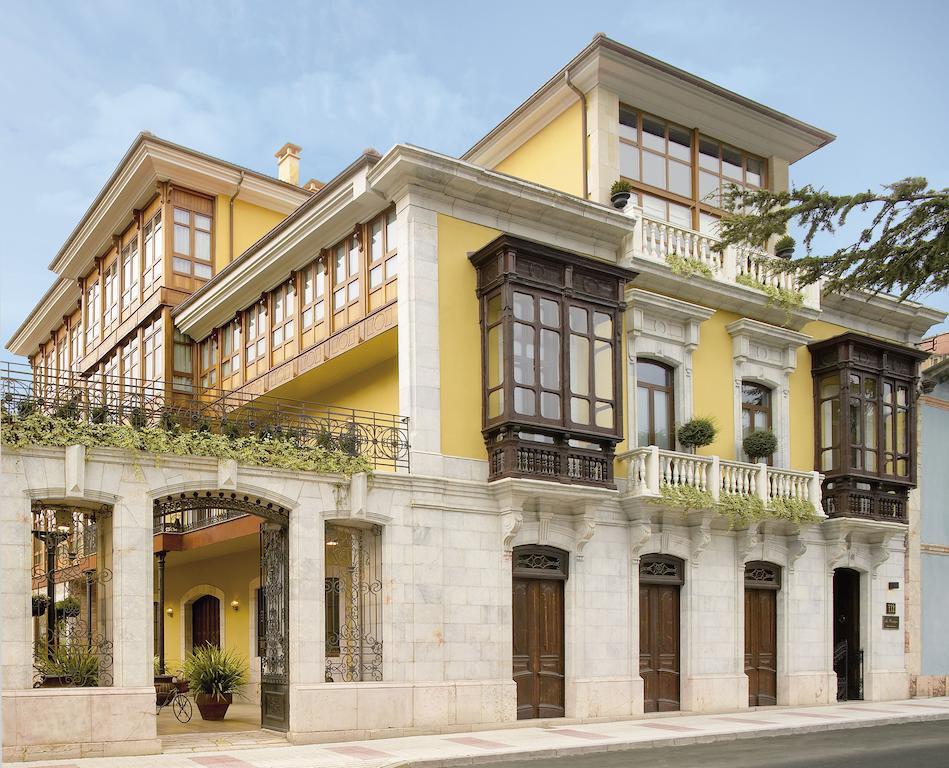 Apartamentos La Pontiga *** インフィエスト エクステリア 写真